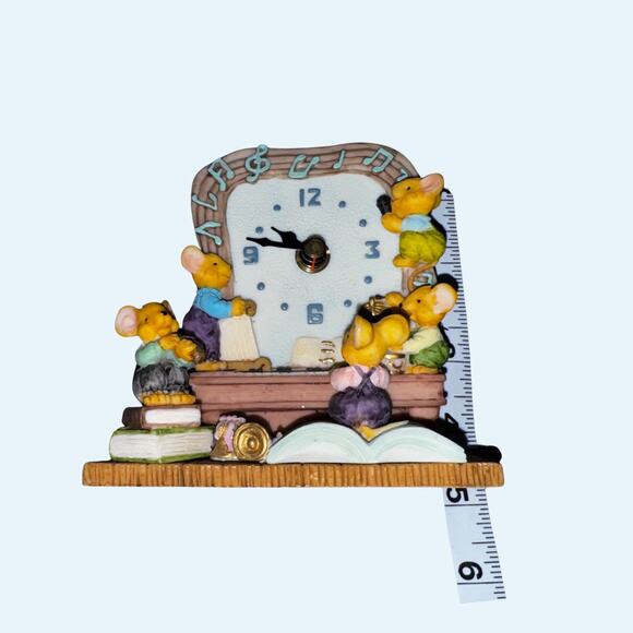 Vintage Musical Mice Clock Figurine β Teacher Mouse & Students Scene - Picture 7 of 7